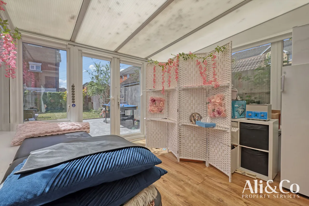 Grenville Road, Chafford Hundred, Essex, RM16 6BG, photo 11