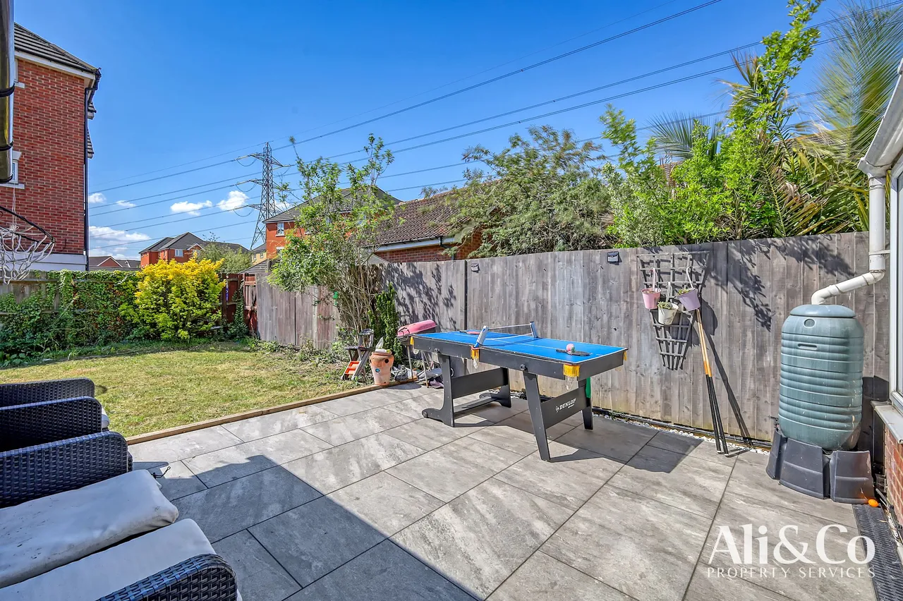 Grenville Road, Chafford Hundred, Essex, RM16 6BG, photo 19
