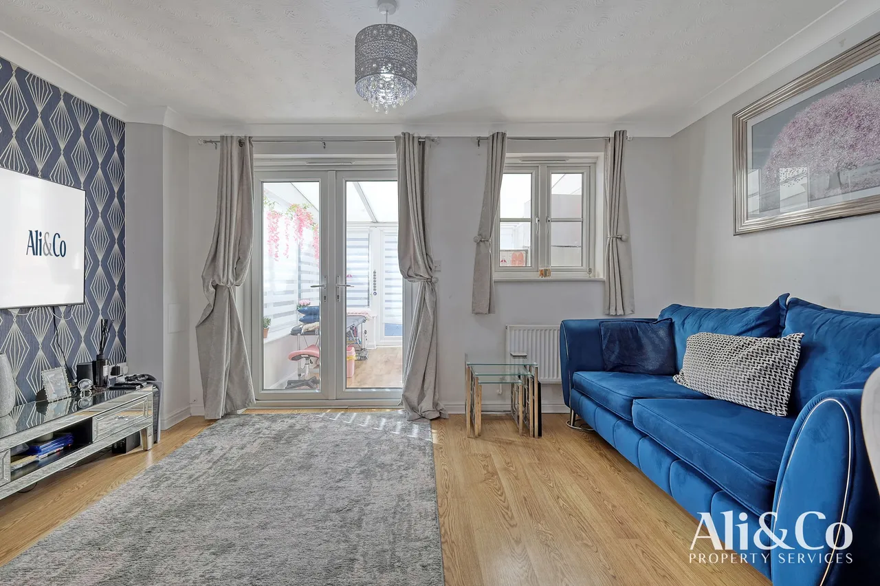 Grenville Road, Chafford Hundred, Essex, RM16 6BG, photo 10