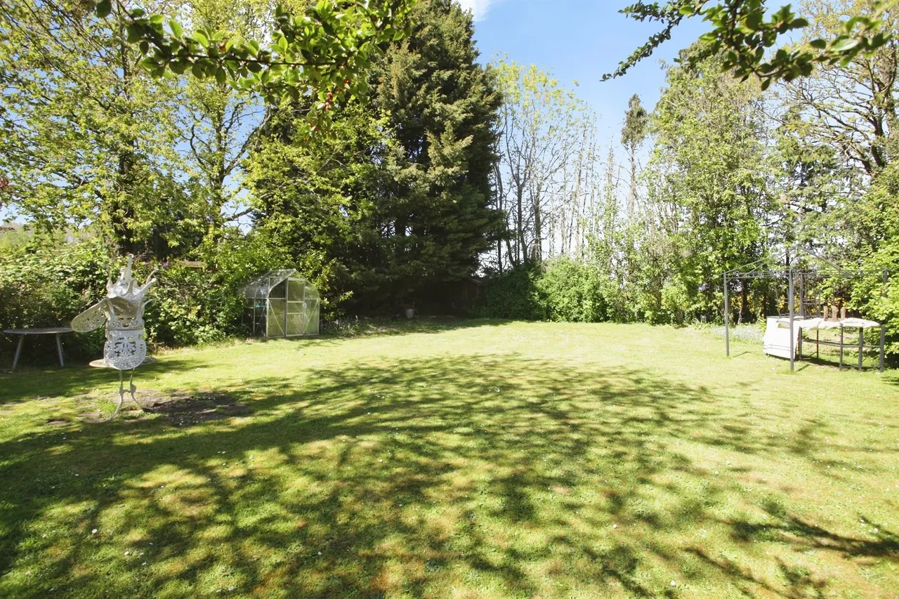 London Road, Dunchurch, CV23, photo 11