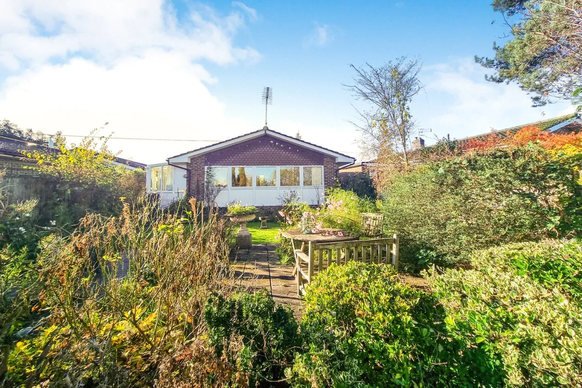 Westwood Lane, Normandy, Guildford, Surrey, GU3 2ES, photo 11