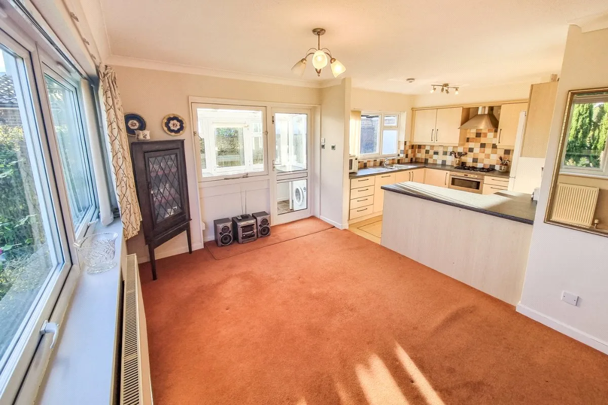 Westwood Lane, Normandy, Guildford, Surrey, GU3 2ES, photo 7