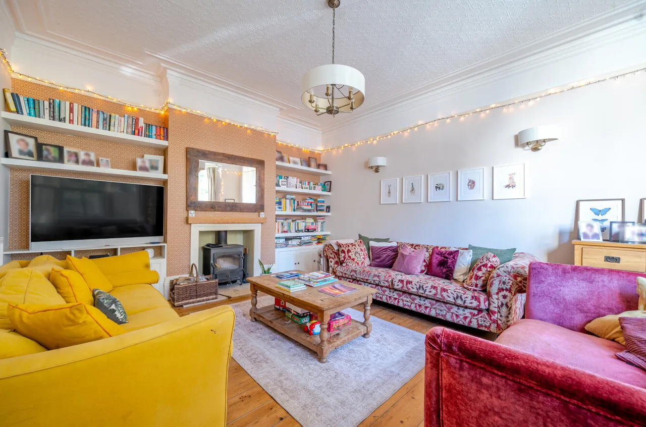 South Street, Tarring Village, BN14, photo 3
