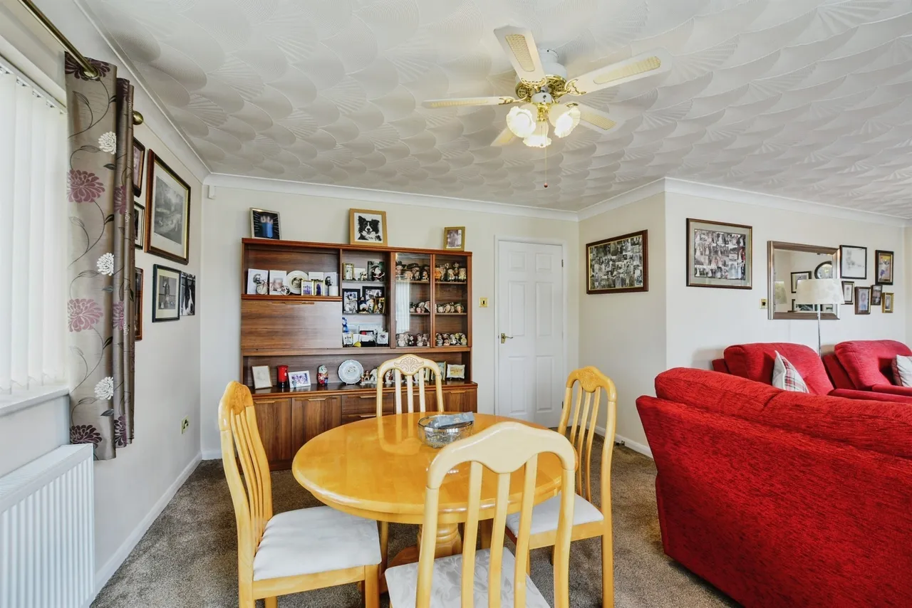 John Smith Close, Willoughby, ALFORD, photo 8