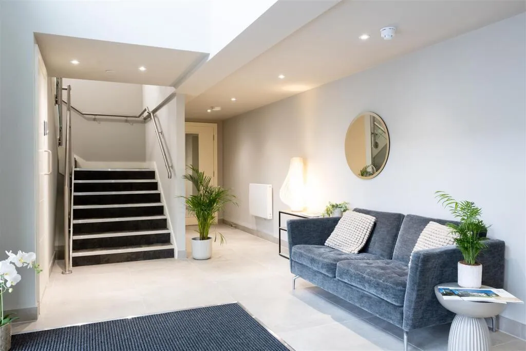 Apartment 12 Clifton View, Forest Drive, Lytham St. Annes, FY8 4PS, photo 9
