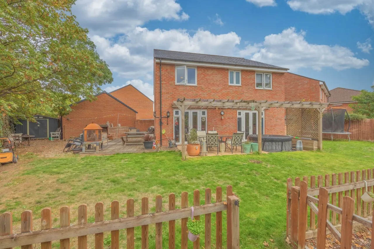 Dragon Rise, Norton Fitzwarren, TA2, photo 5
