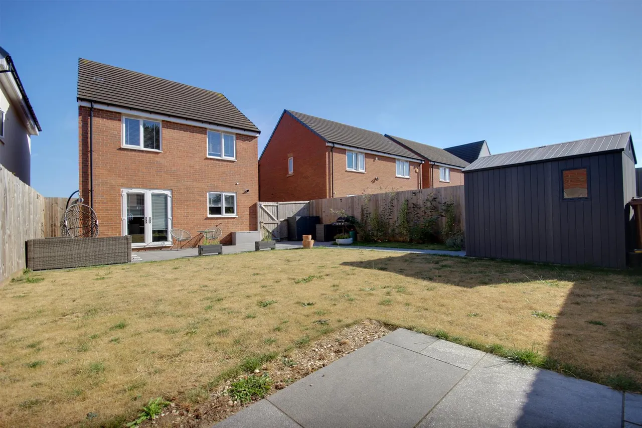 Harthill Avenue, Leconfield, Beverley, photo 15