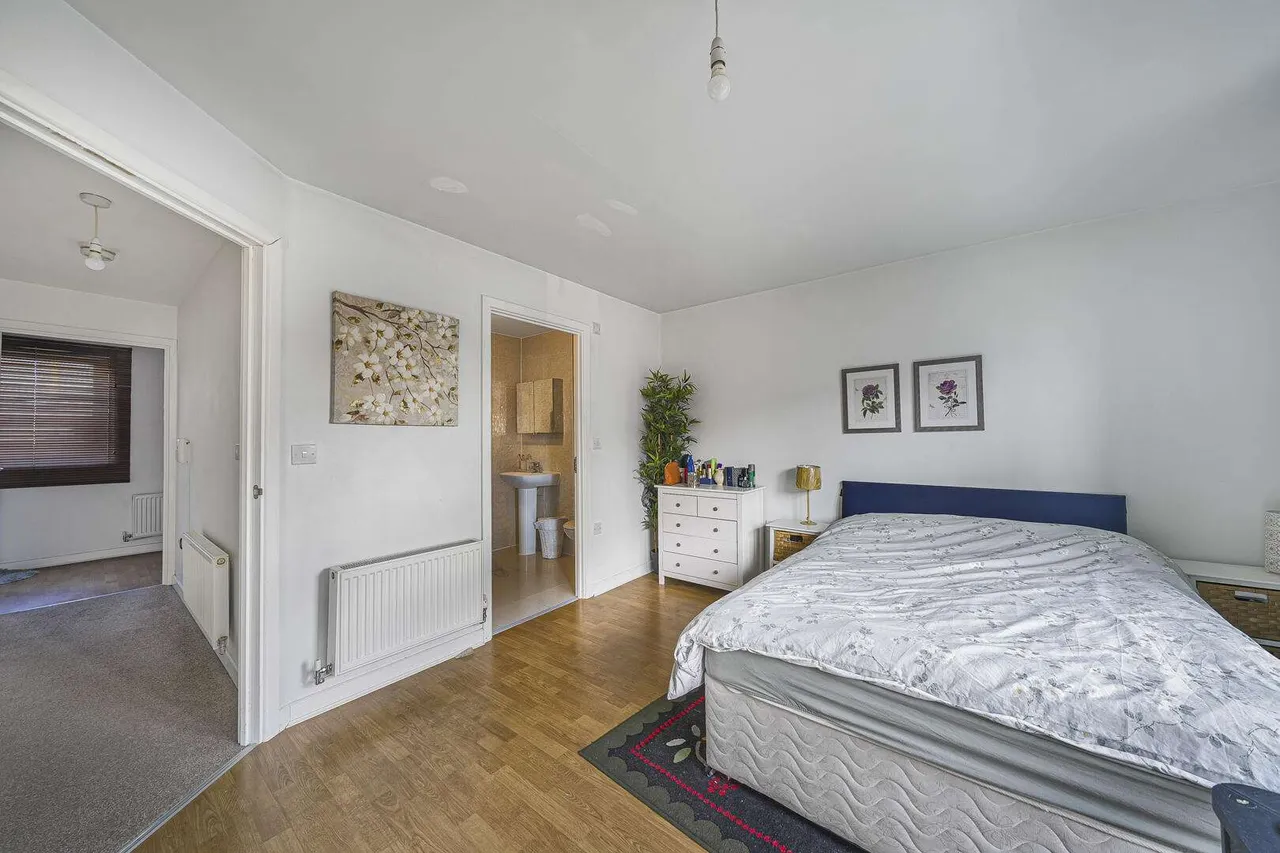 Cloud Close, Dartford, DA1, photo 9
