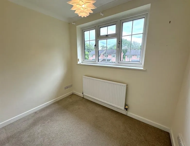 Dunoon Close, Holmes Chapel, photo 16