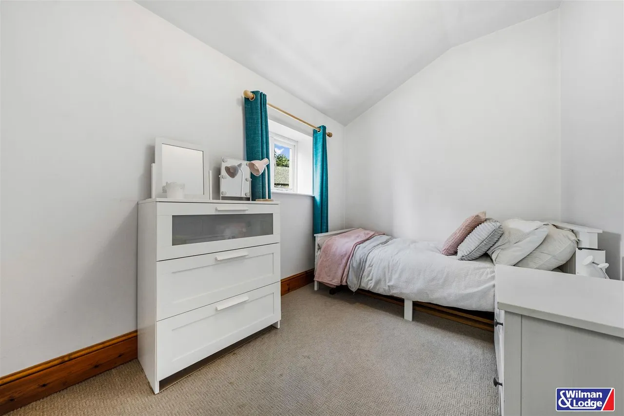 Hainsworth Road, Silsden, BD20, photo 20