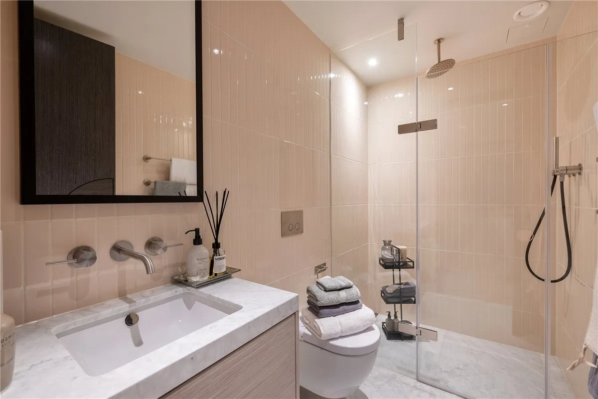 Waterfront Drive, Chelsea Waterfront, SW10, photo 6