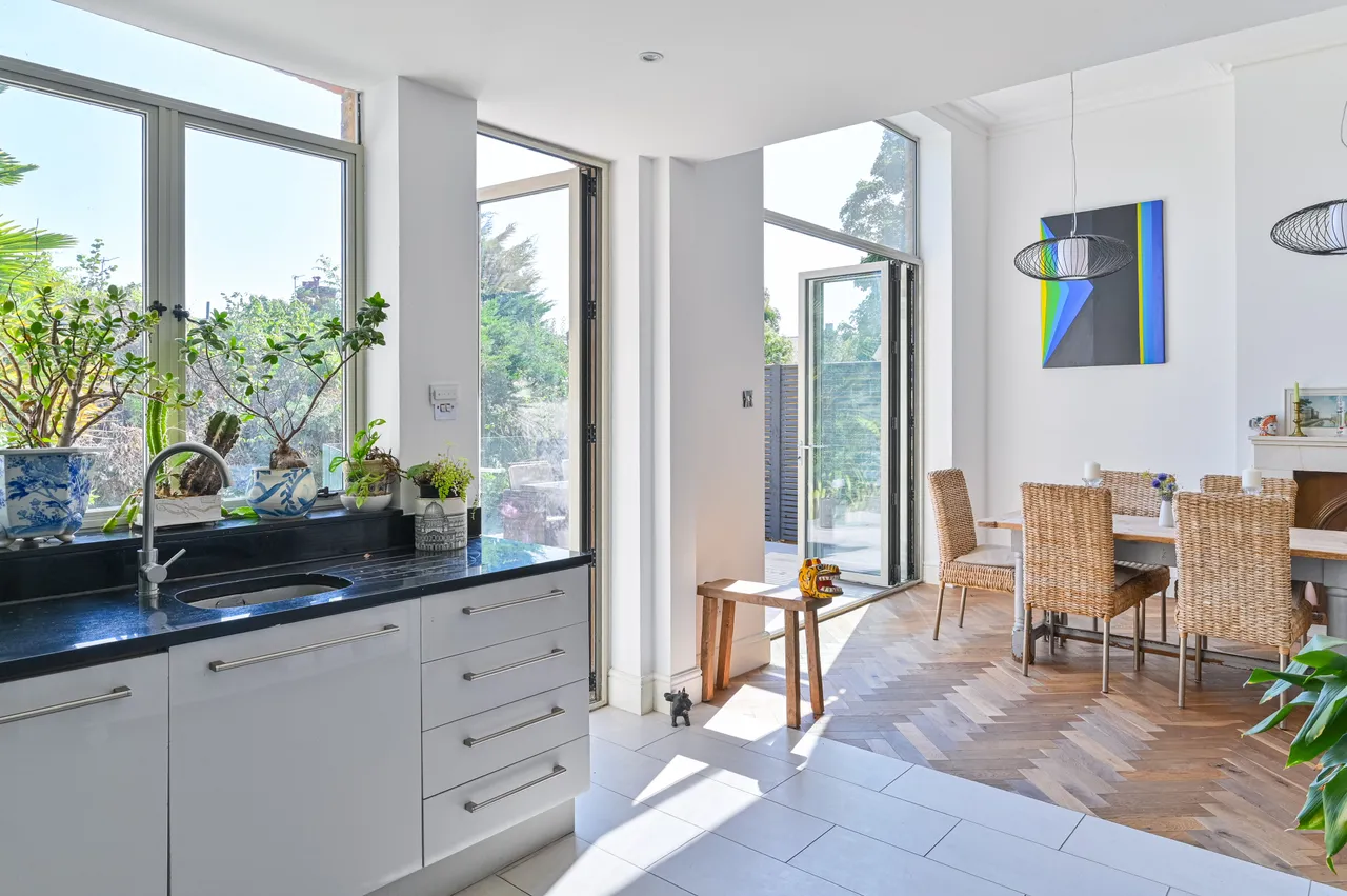 18 Dunoon Road, London, photo 11
