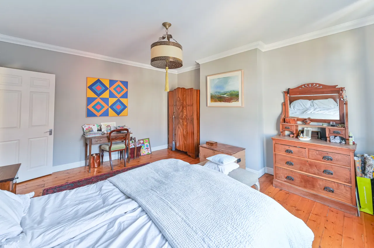 18 Dunoon Road, London, photo 6