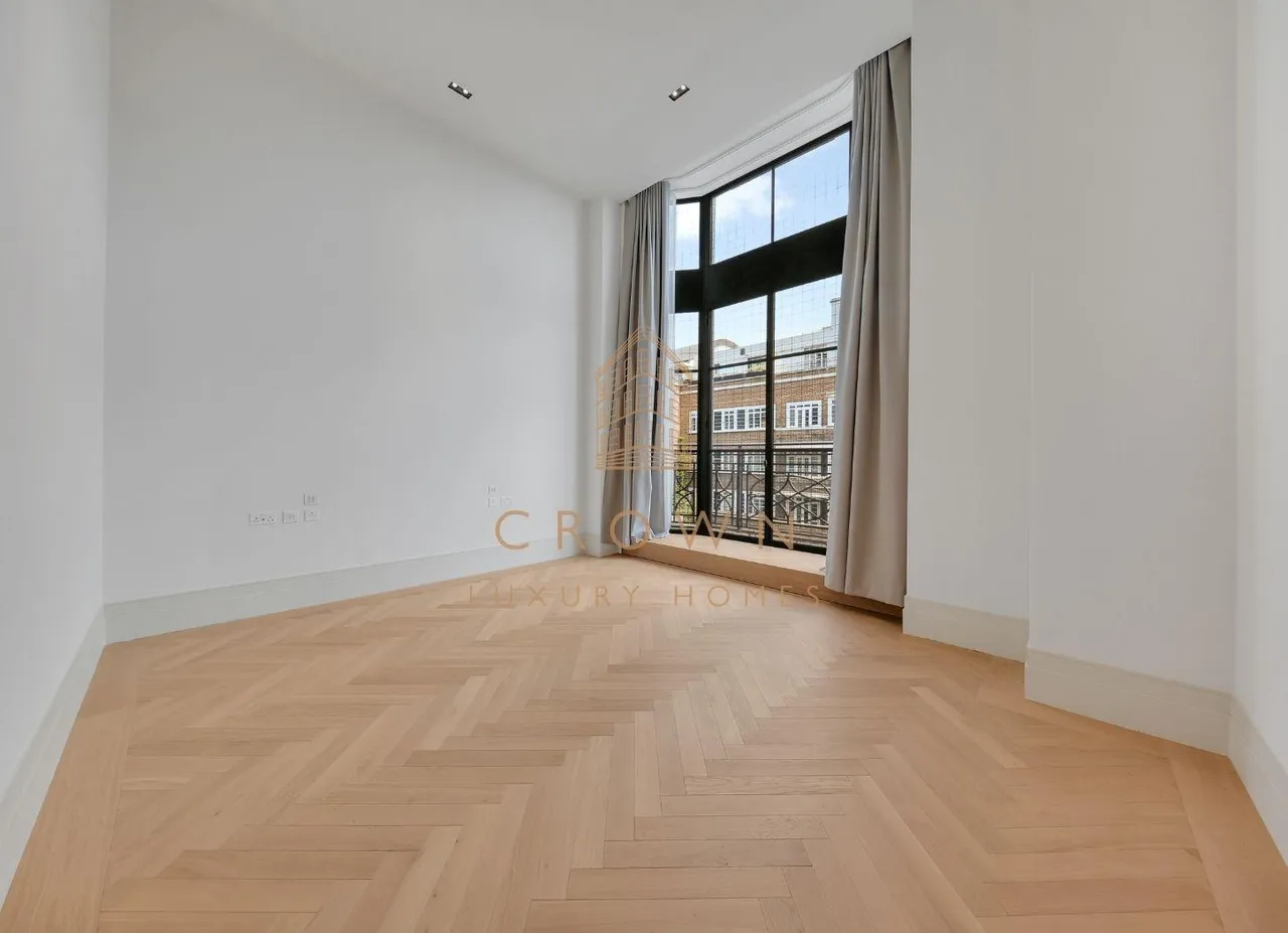 Queensway, London, W2 4BL, photo 12
