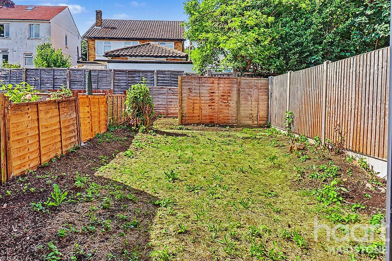 Elmstone Close, Maidstone, ME16, photo 10