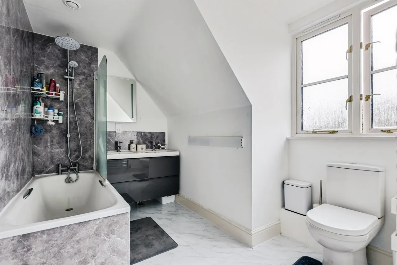 Waylands, Uffington, SN7, photo 7
