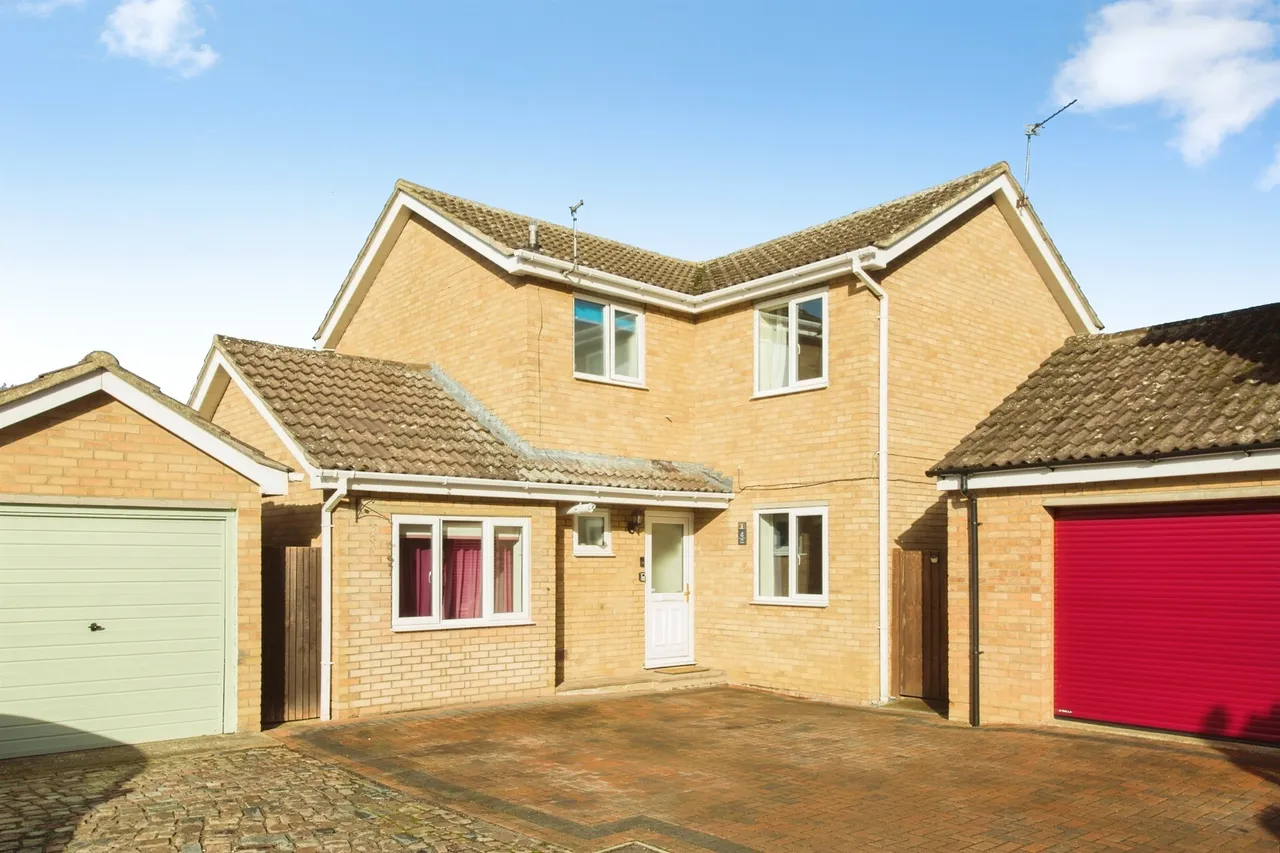 4 bed house for sale, Flint Close, Brampton, PE28
