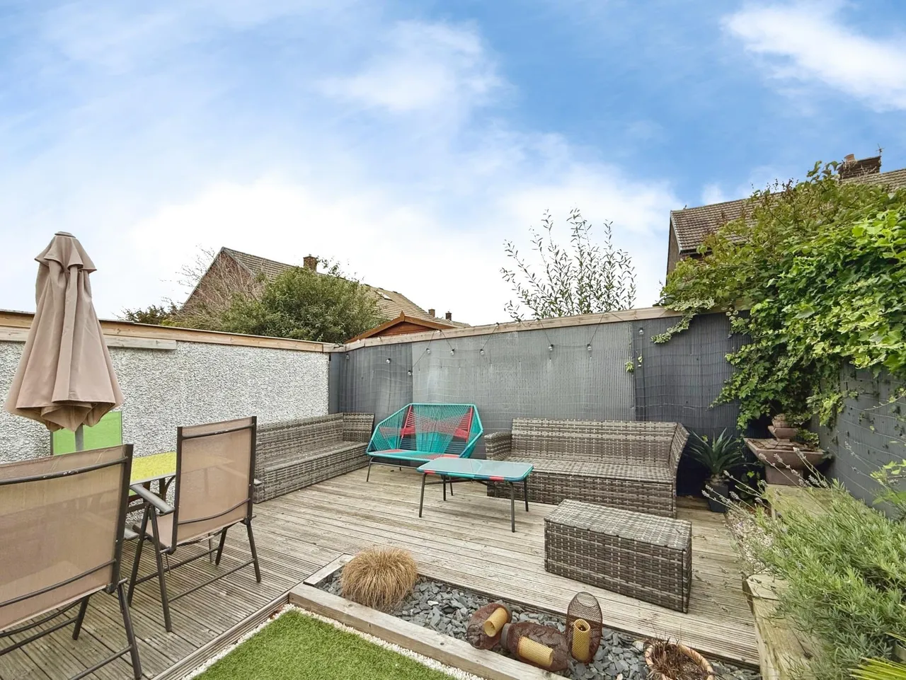 St. Annes Drive, Monk Bretton, S71, photo 21