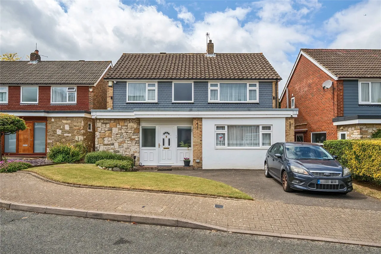 4 bed house for sale — Quernmore Close, Bromley, BR1