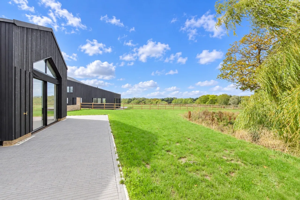 Hartfield Road, Cowden, TN8, photo 17