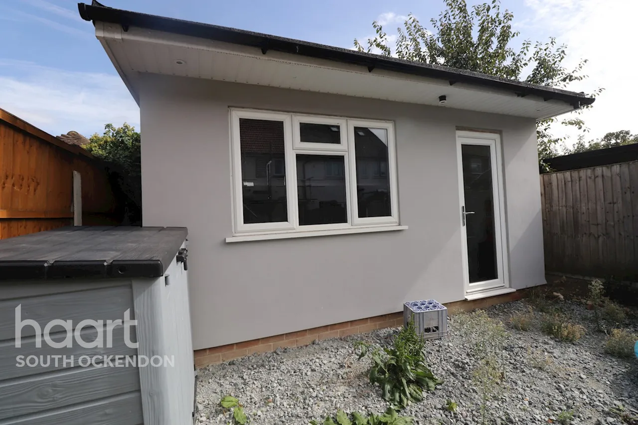 Dene Path, South Ockendon, RM15, photo 7