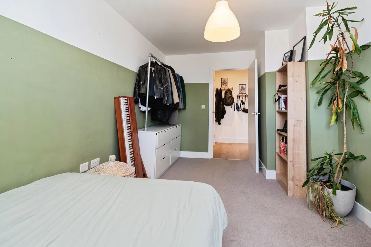 Bramble Path, London, E3, photo 13