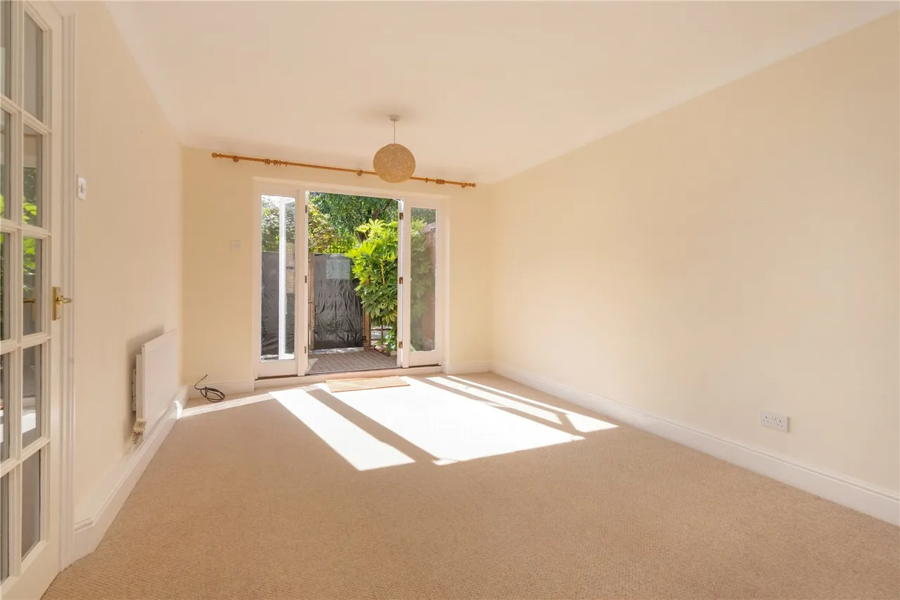 Kirbys Lane, Canterbury, Kent, CT2, photo 2