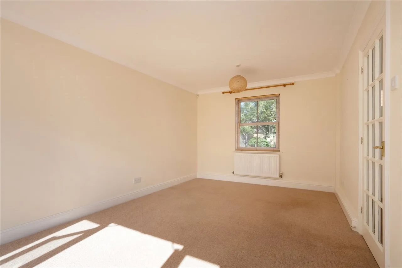Kirbys Lane, Canterbury, Kent, CT2, photo 3
