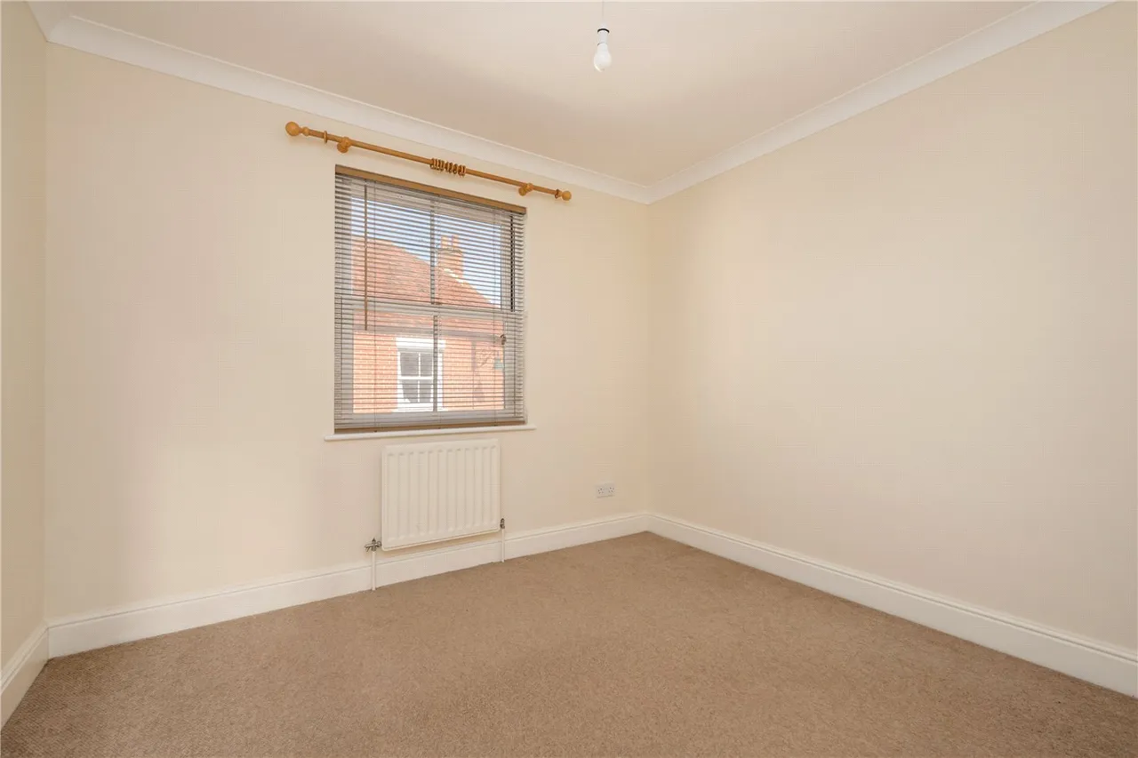 Kirbys Lane, Canterbury, Kent, CT2, photo 11