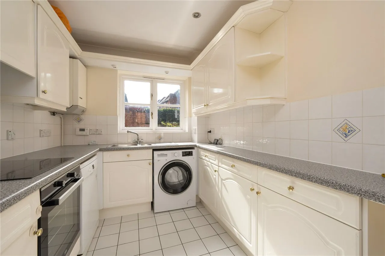Kirbys Lane, Canterbury, Kent, CT2, photo 7