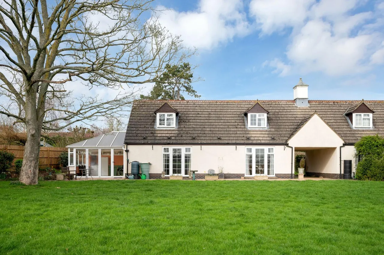 2 bed retirement property for sale, Littleworth Lane, Belton In Rutland, LE15