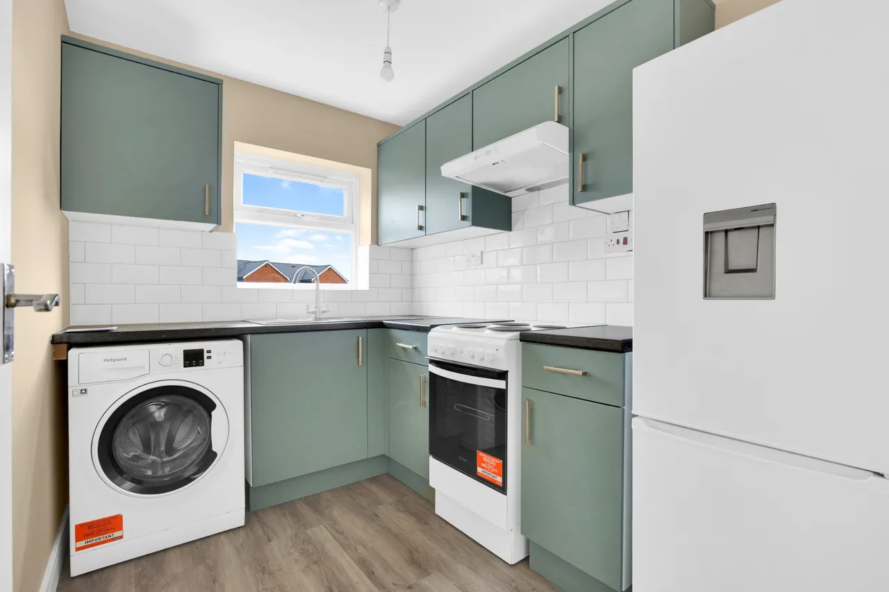 Lower Boston Road, Hanwell, W7 2NR, photo 4