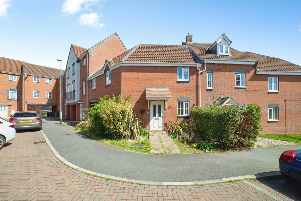 3 bed house for sale — Gresham Close, Sutton-in-Ashfield, Nottinghamshire, NG17