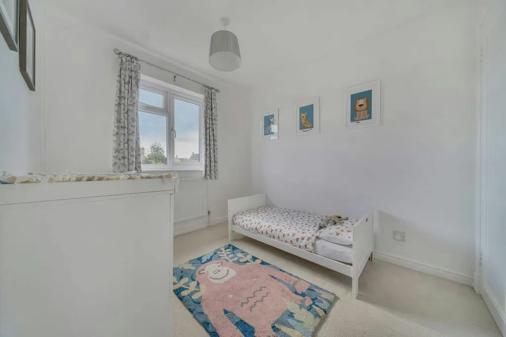 West Hay Grove, Kemble, GL7, photo 17
