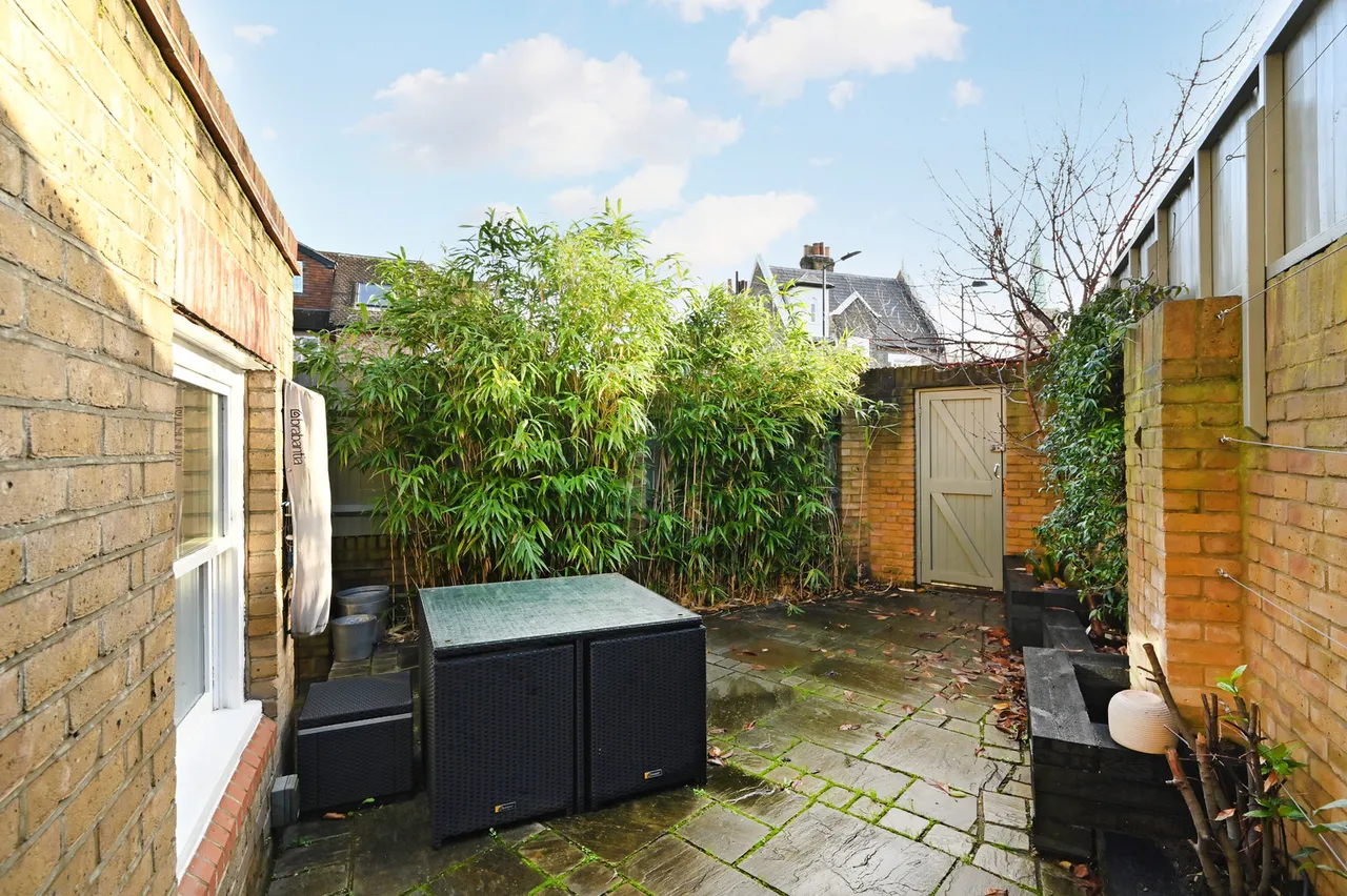 Terrace Road, London, E9, photo 16