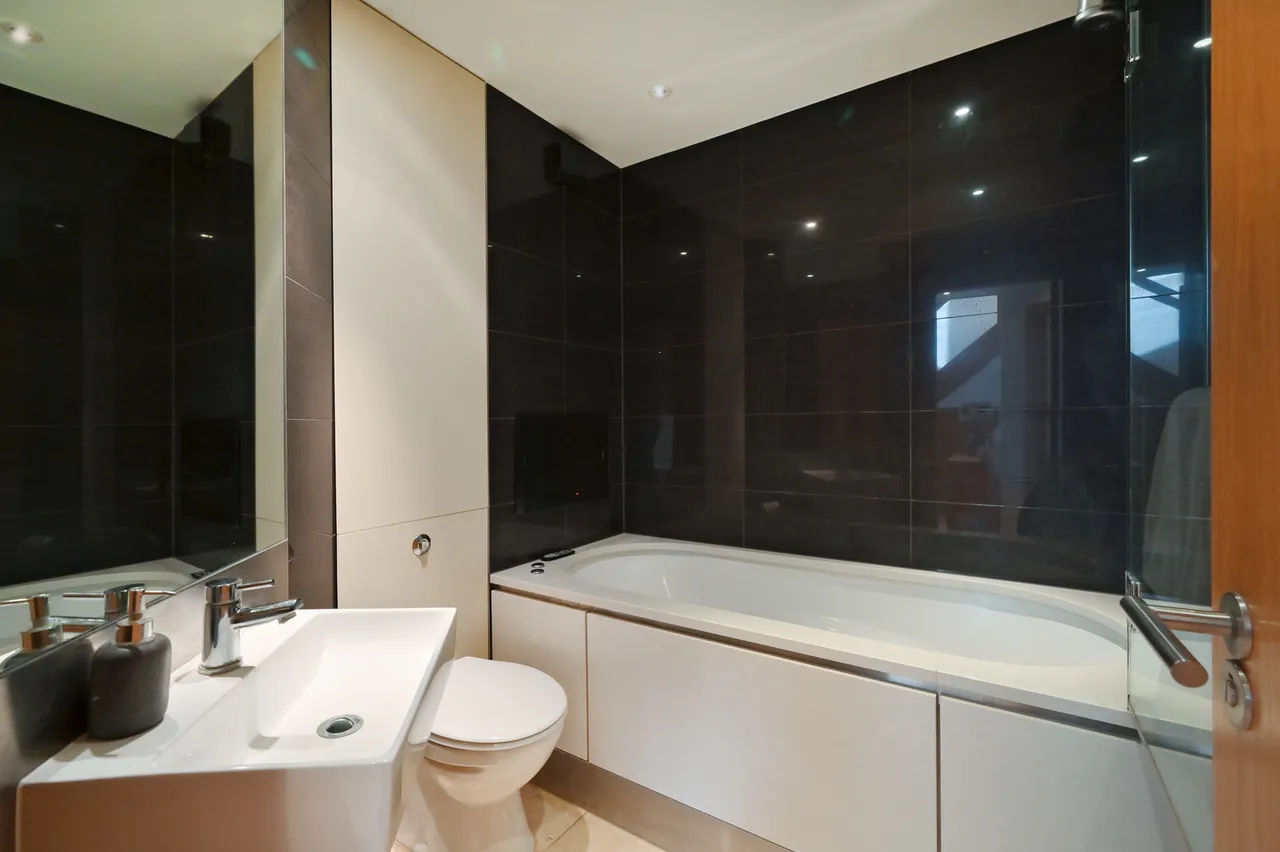 Terrace Road, London, E9, photo 13