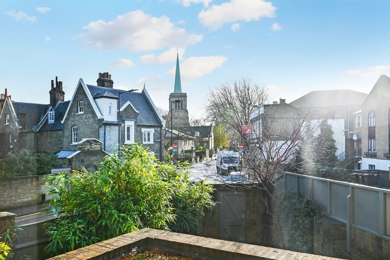 Terrace Road, London, E9, photo 18