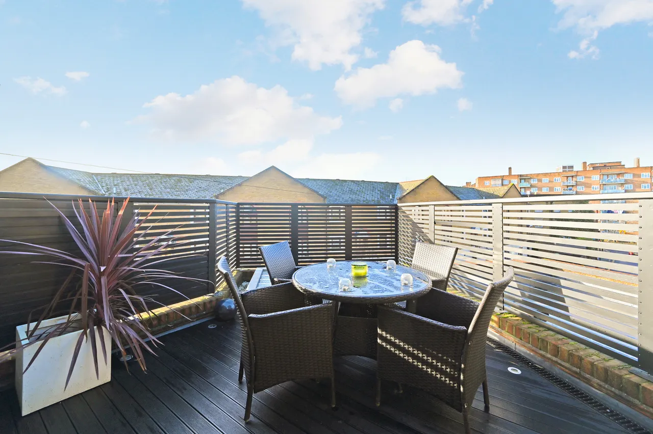 Terrace Road, London, E9, photo 7