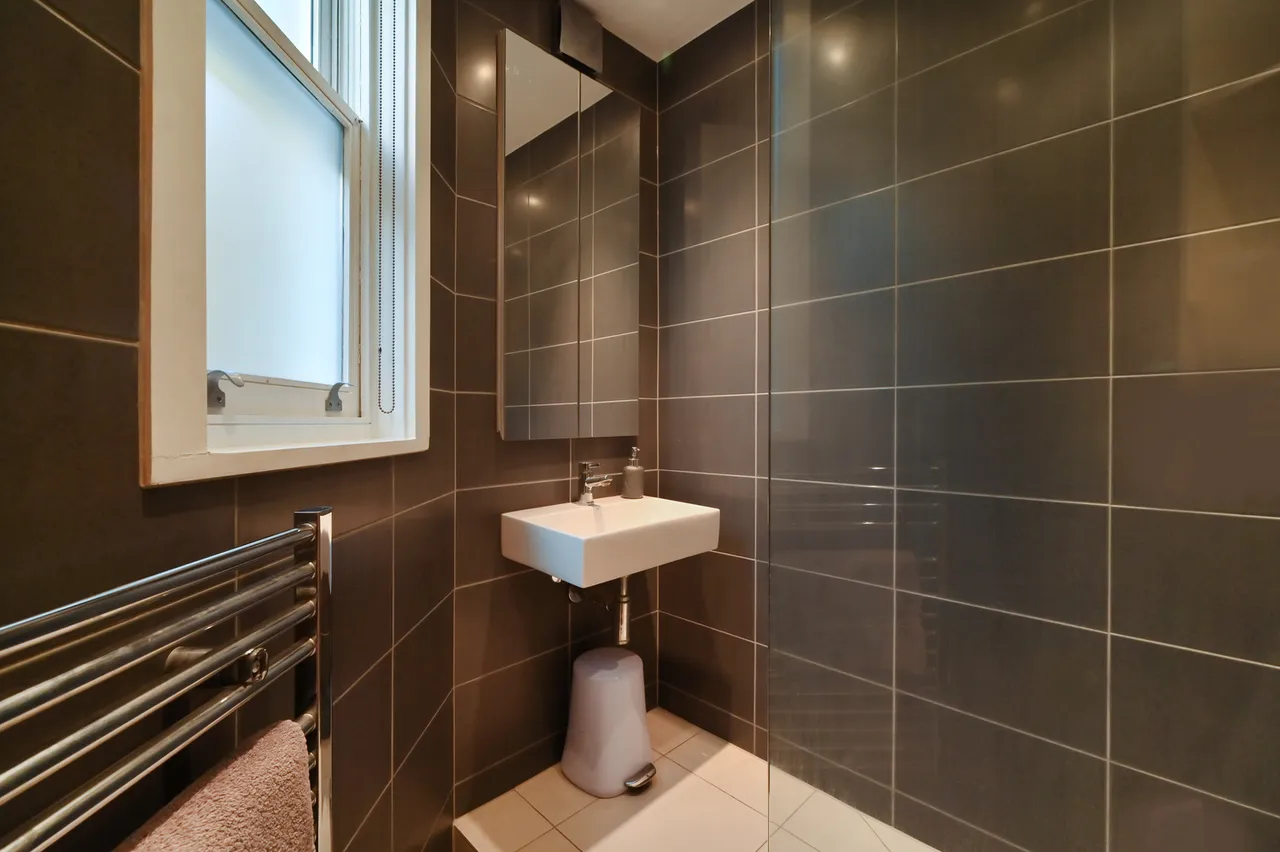 Terrace Road, London, E9, photo 10