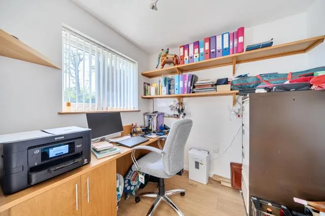 Woodcote Green, Downley, HP13, photo 11