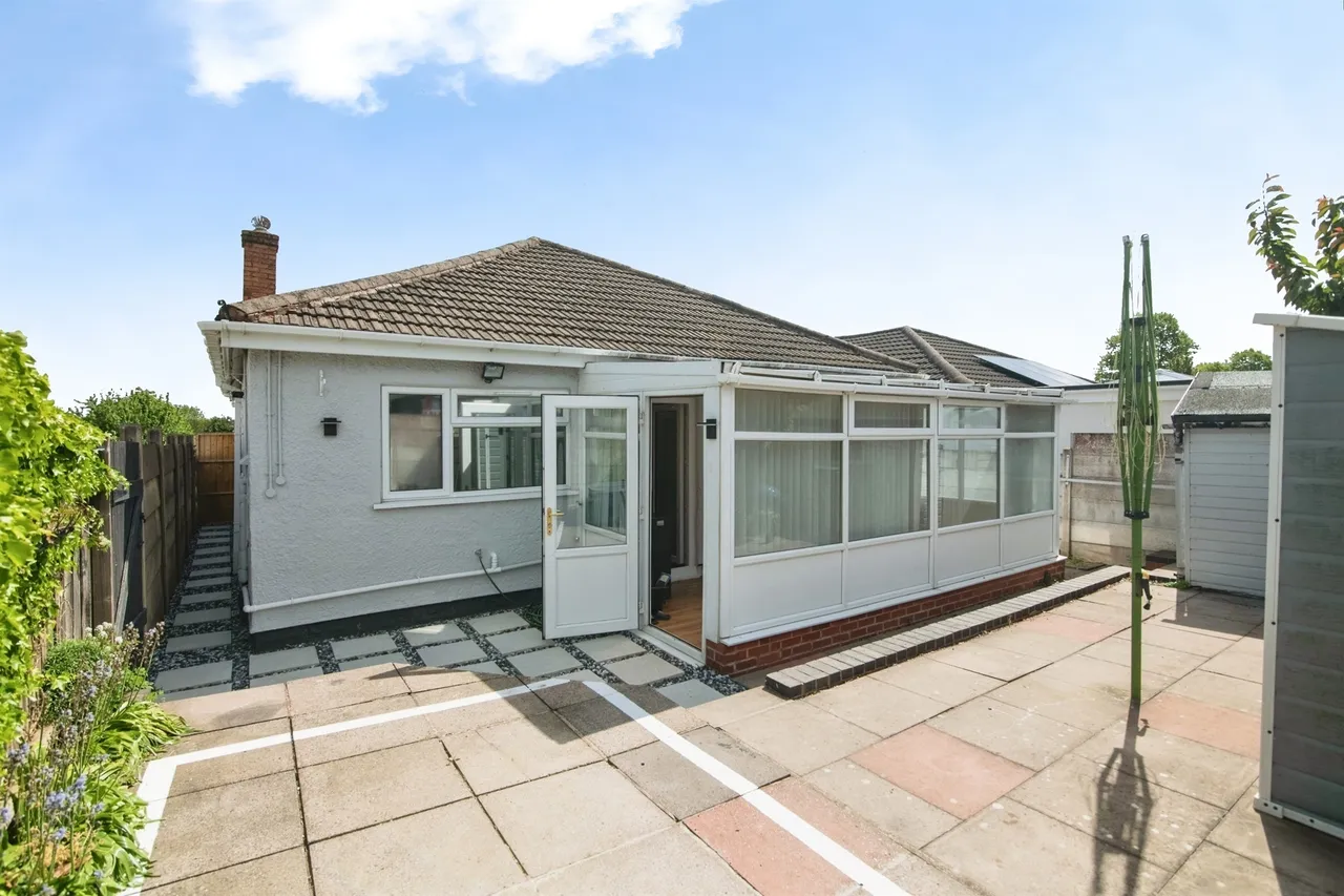 Allens Avenue, West Bromwich, photo 11