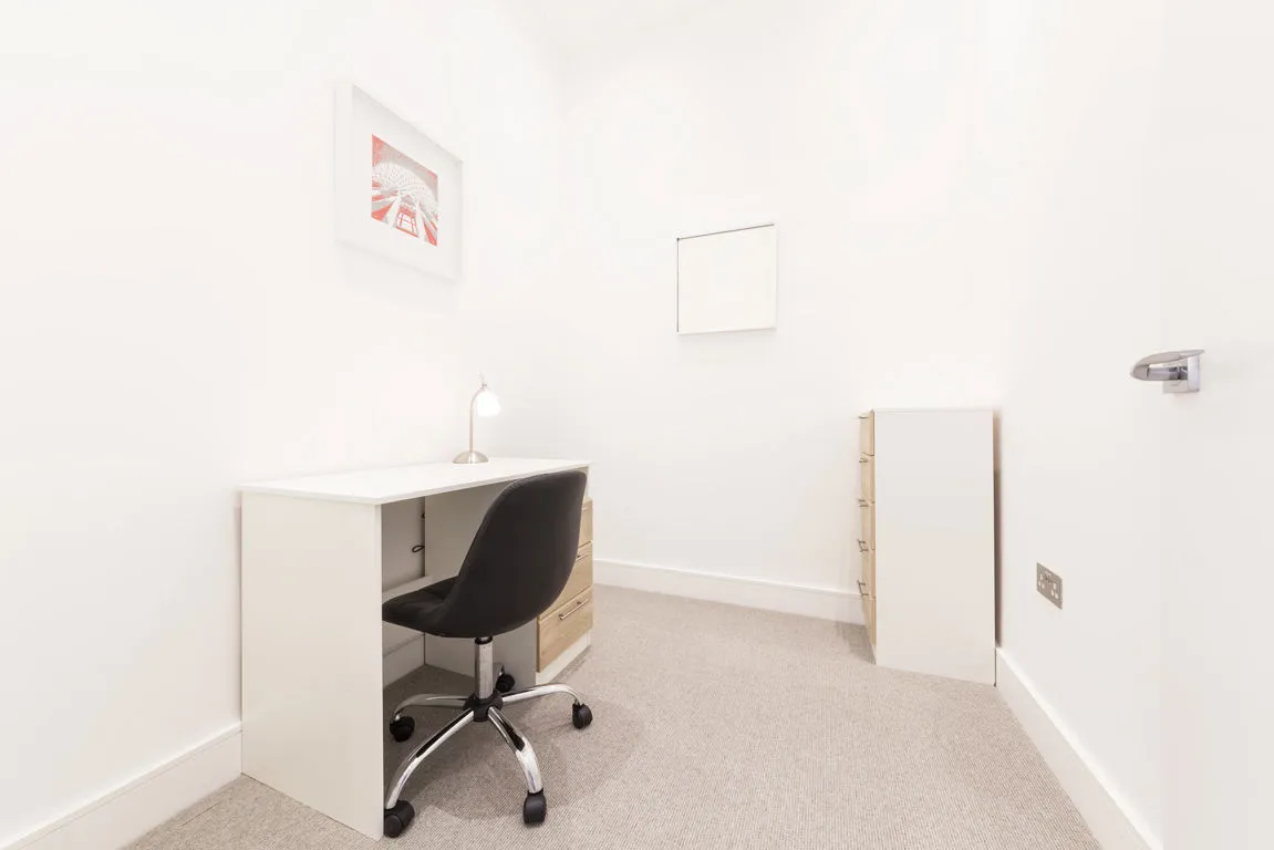 Atria House, Slough, photo 5
