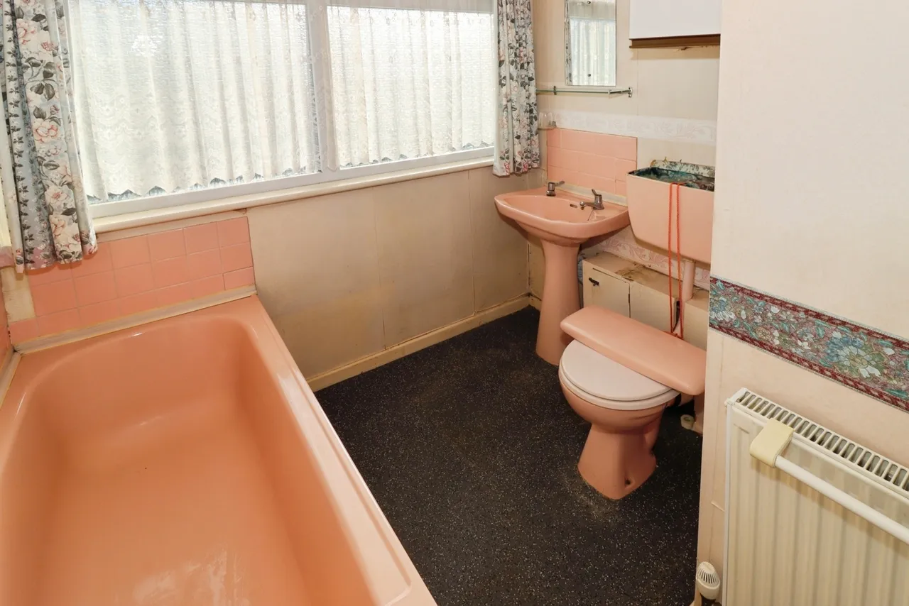 Avon Way, Thornbury, BS35, photo 7
