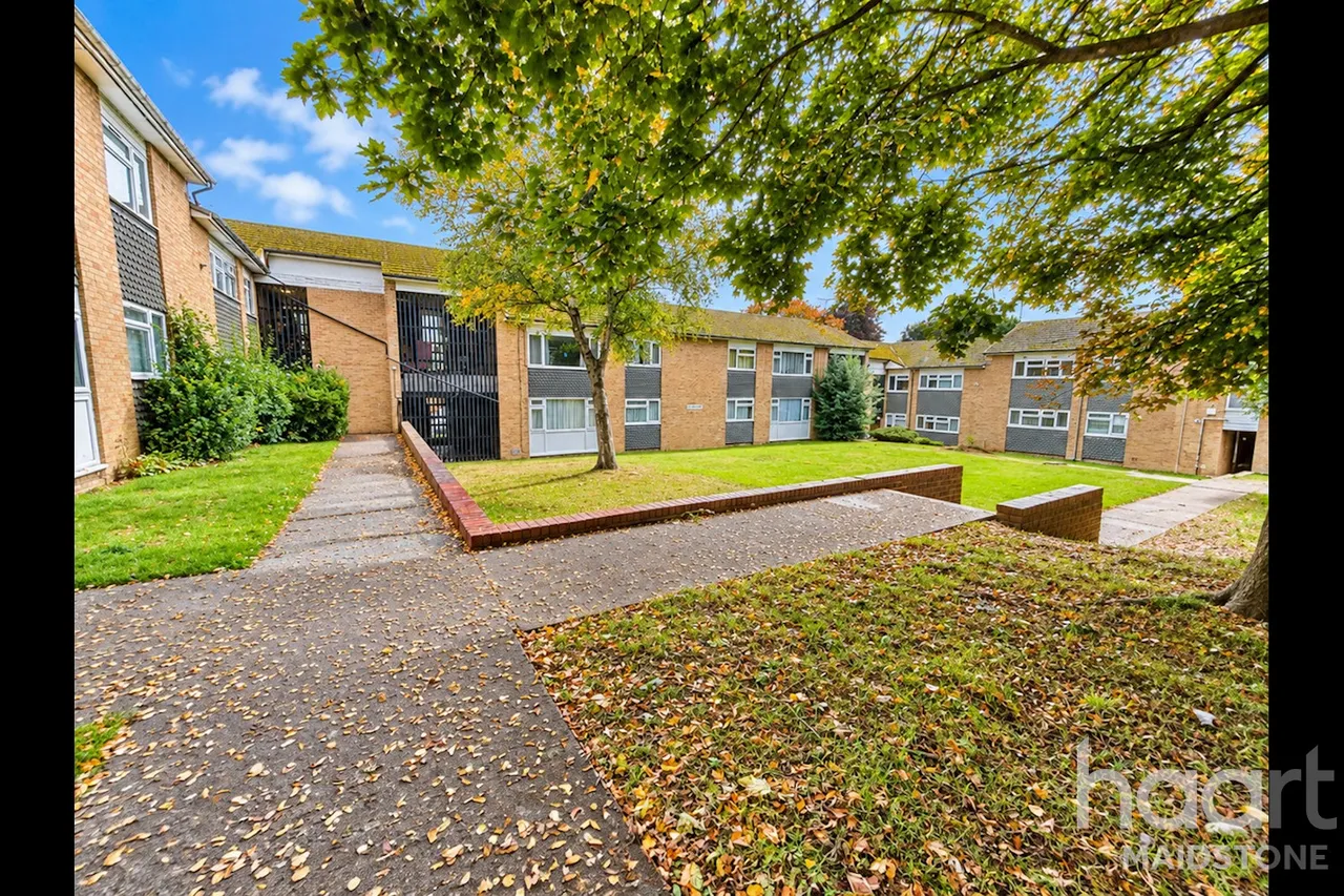 Farleigh Court, Maidstone, ME16, photo 4