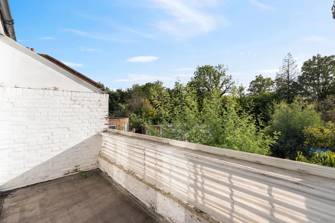 Lyndale Avenue, London, NW2, photo 3