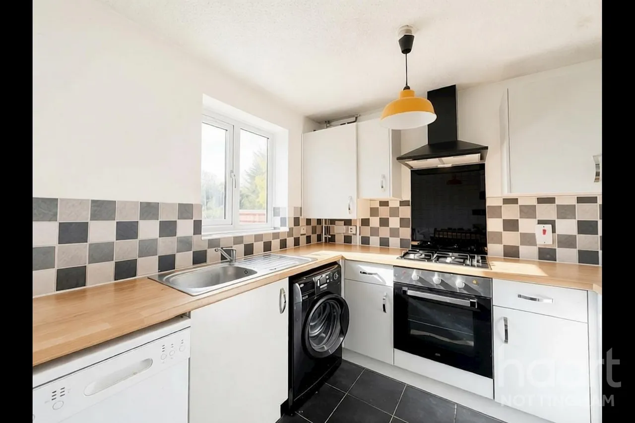Marham Close, Sneinton, NG2, photo 3