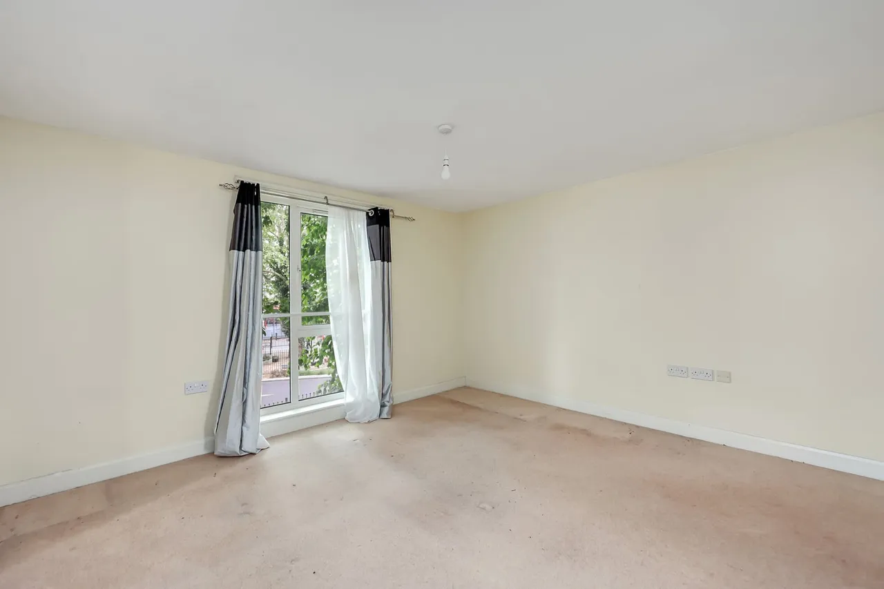 Flat 33, The Point, 5 Tower Mews, London, Greater London, E17 7JU, photo 6
