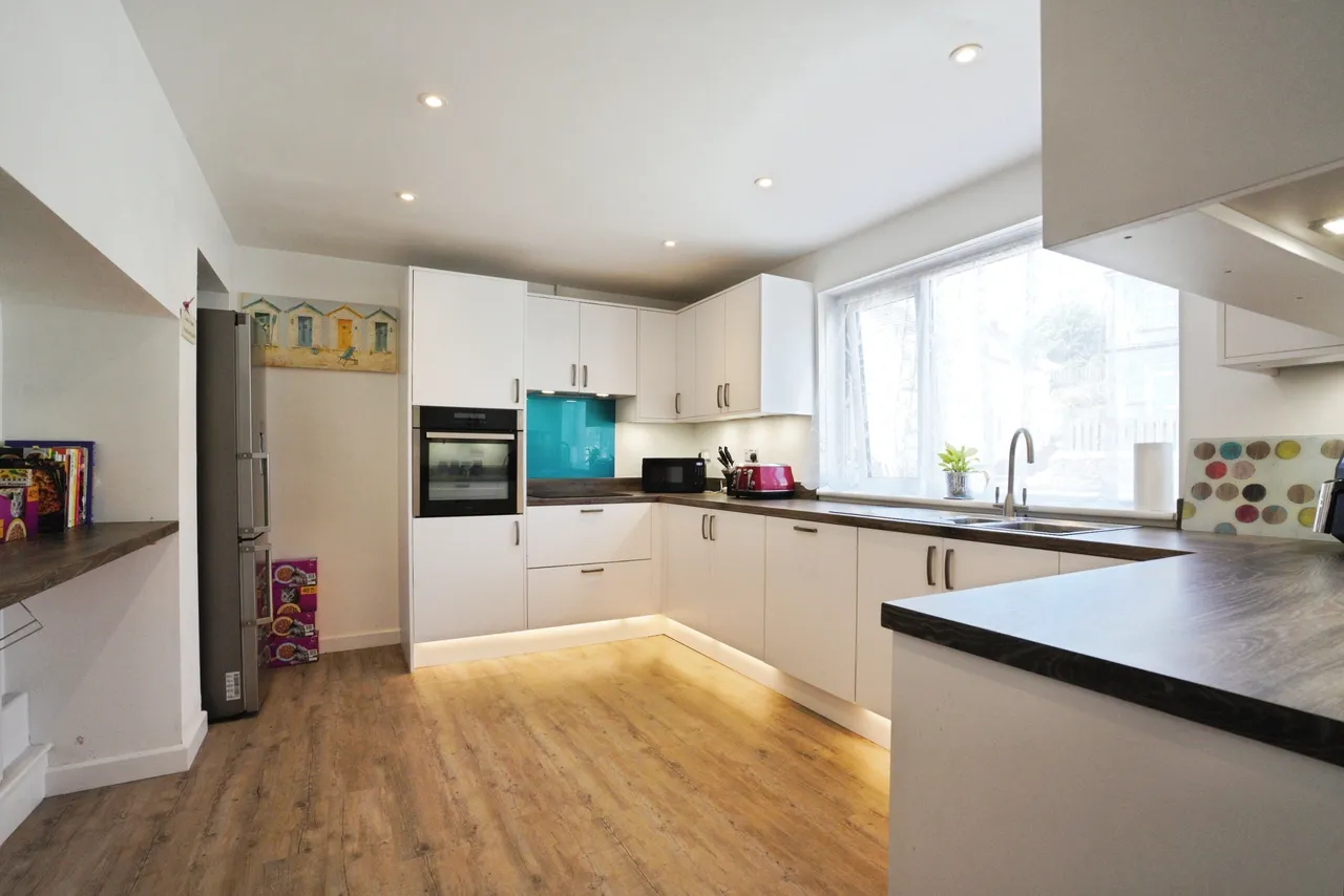 Tregonissey Road, St. Austell, photo 4