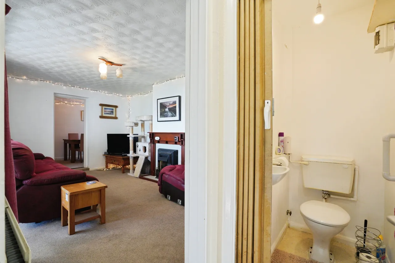 Tregonissey Road, St. Austell, photo 9