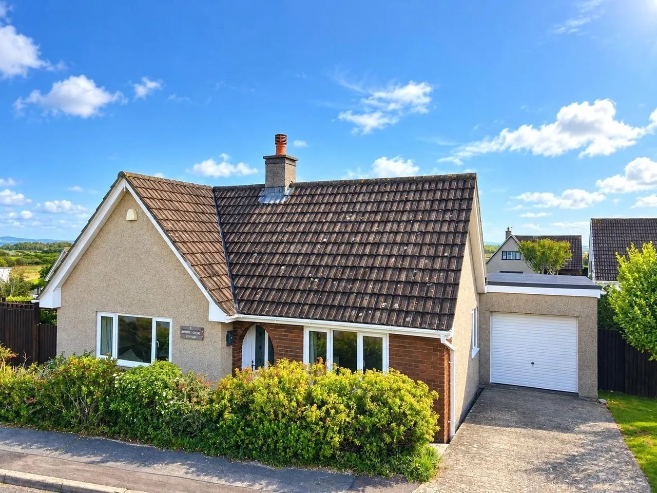 2 bed house for sale, Hunters Chase, Trearddur Bay, LL65